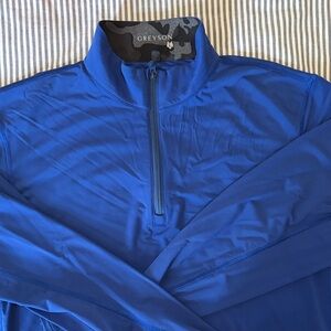 Greyson Q Zip. Size L